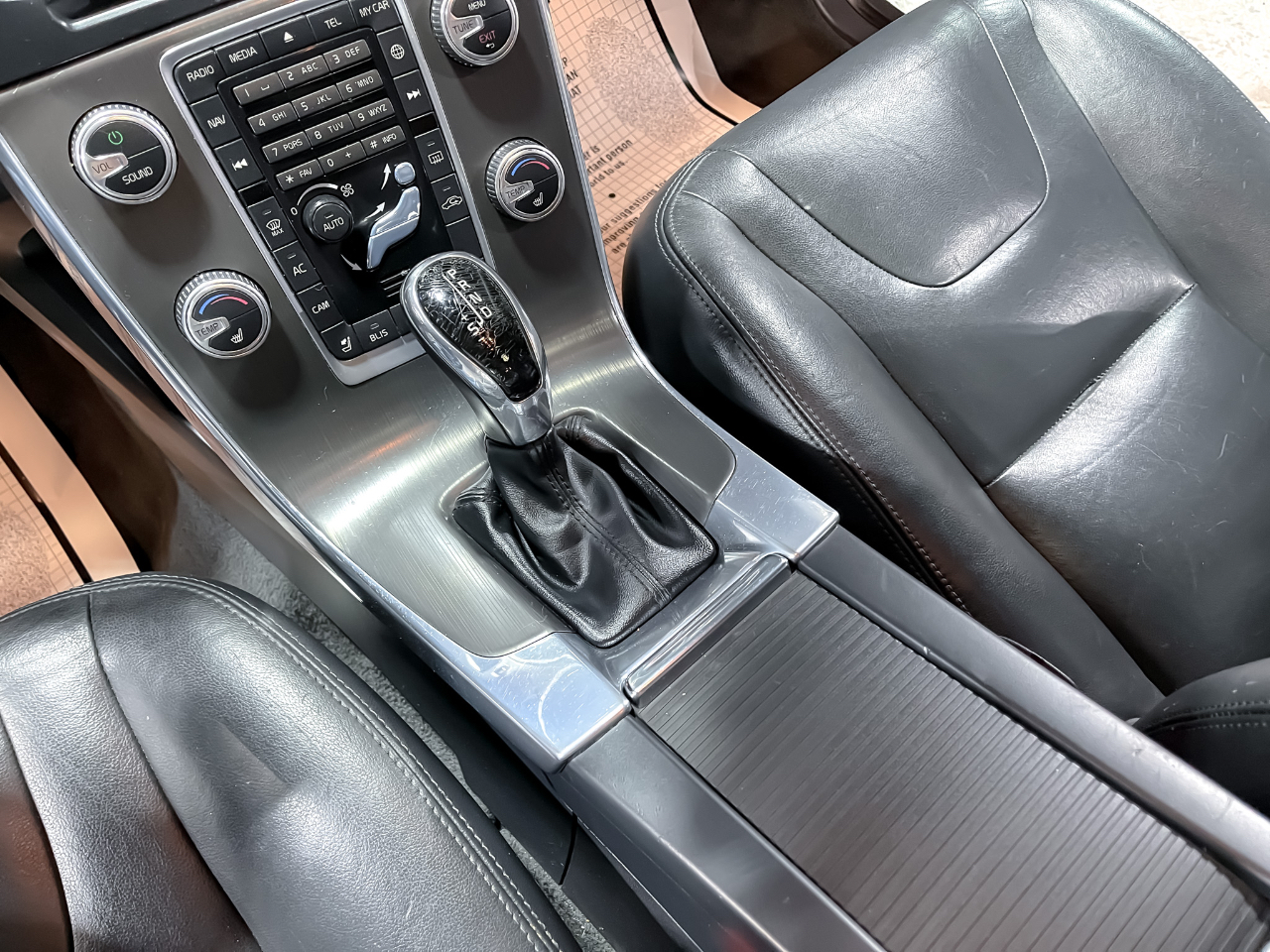 Volvo S60 4dr Sdn T5 Premier AWD 2016