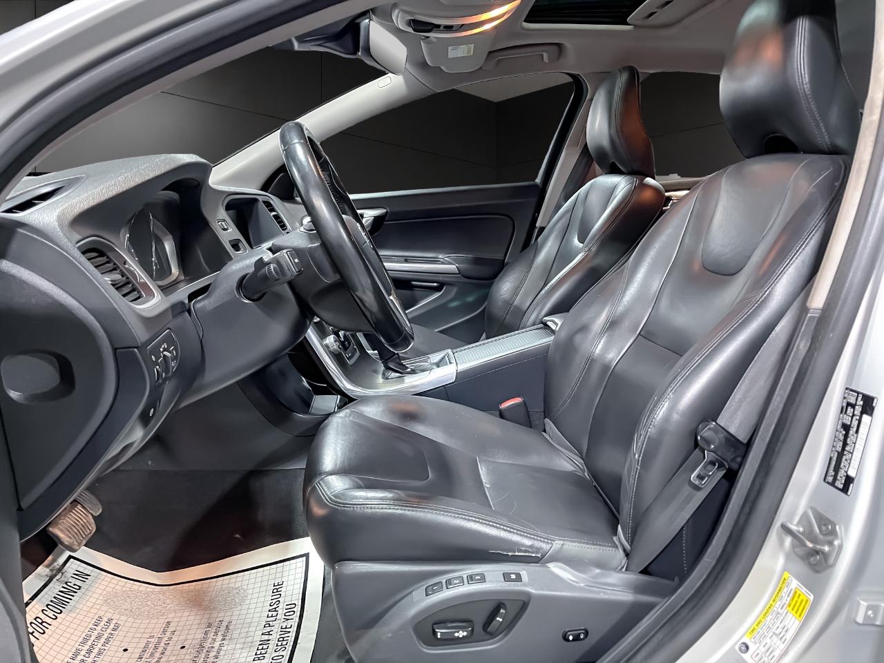 Volvo S60 4dr Sdn T5 Premier AWD 2016