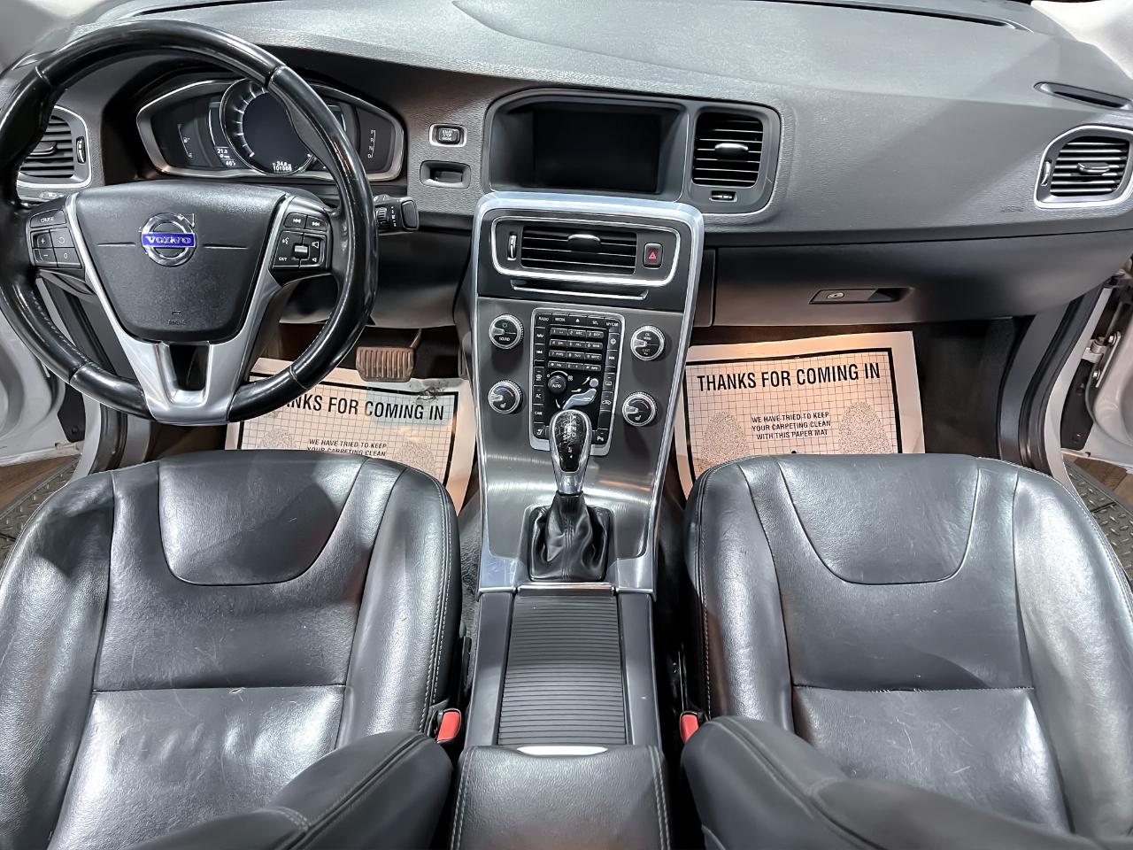 Volvo S60 4dr Sdn T5 Premier AWD 2016