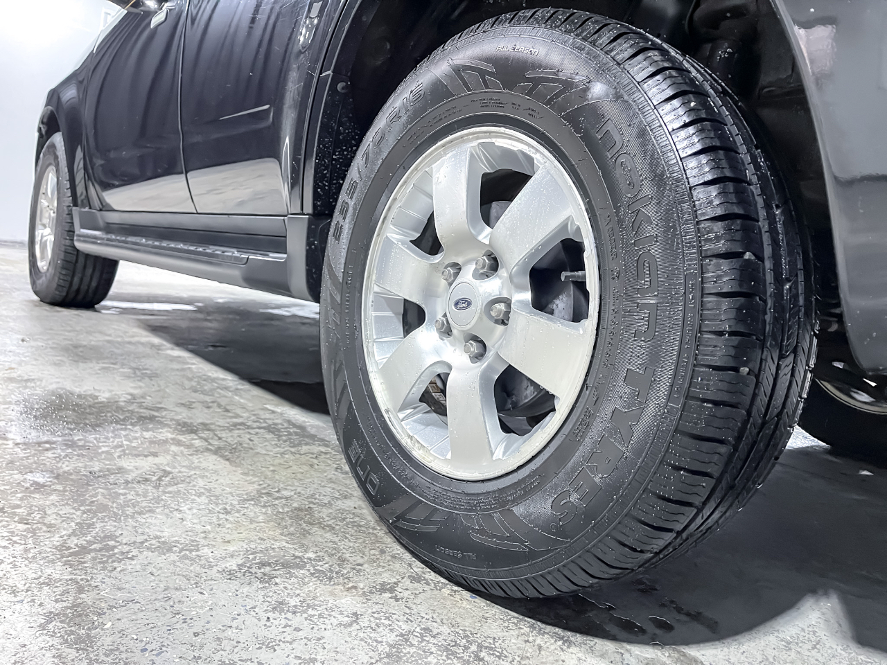 Ford Escape 4WD 4dr Limited 2011