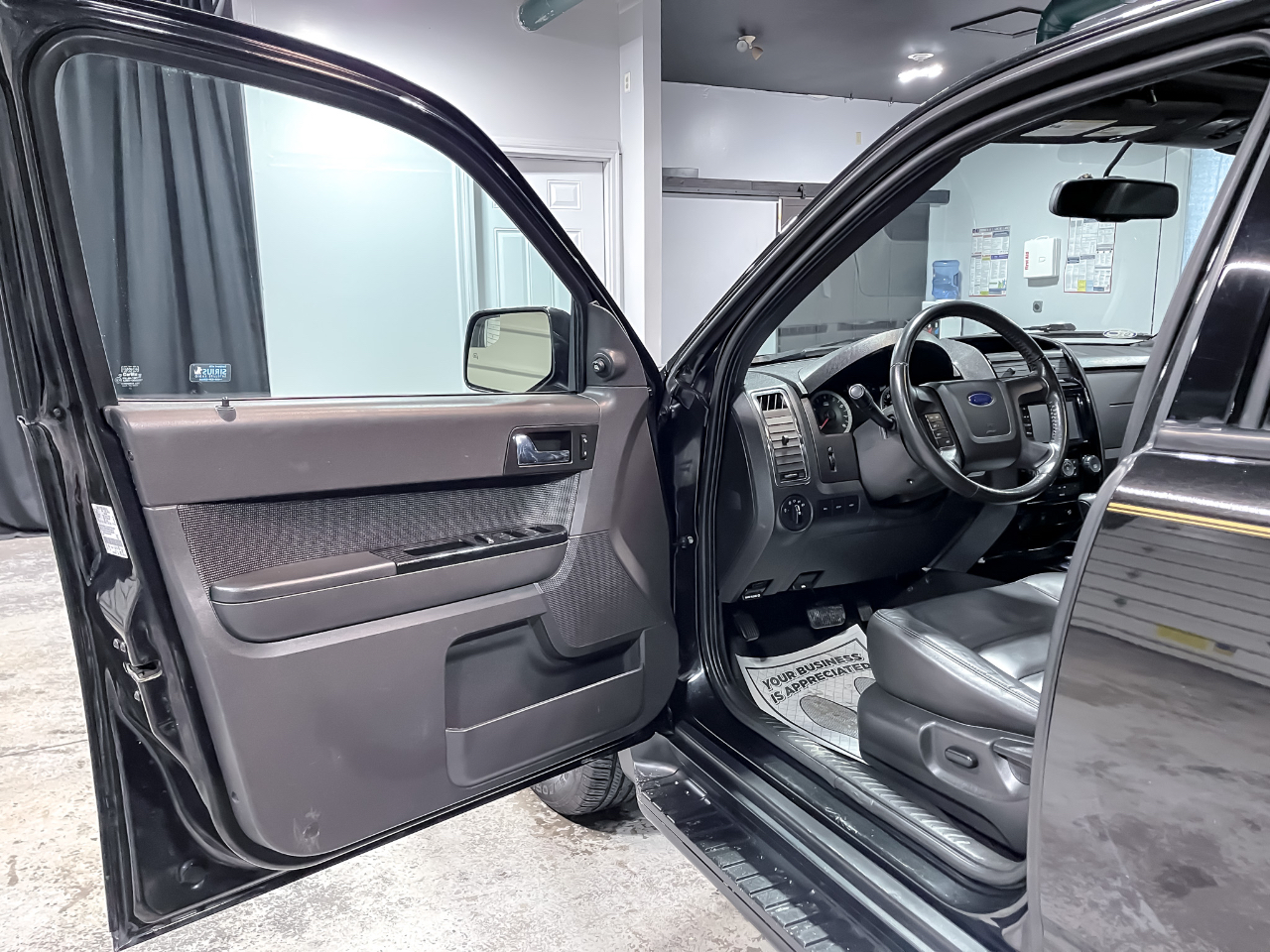 Ford Escape 4WD 4dr Limited 2011