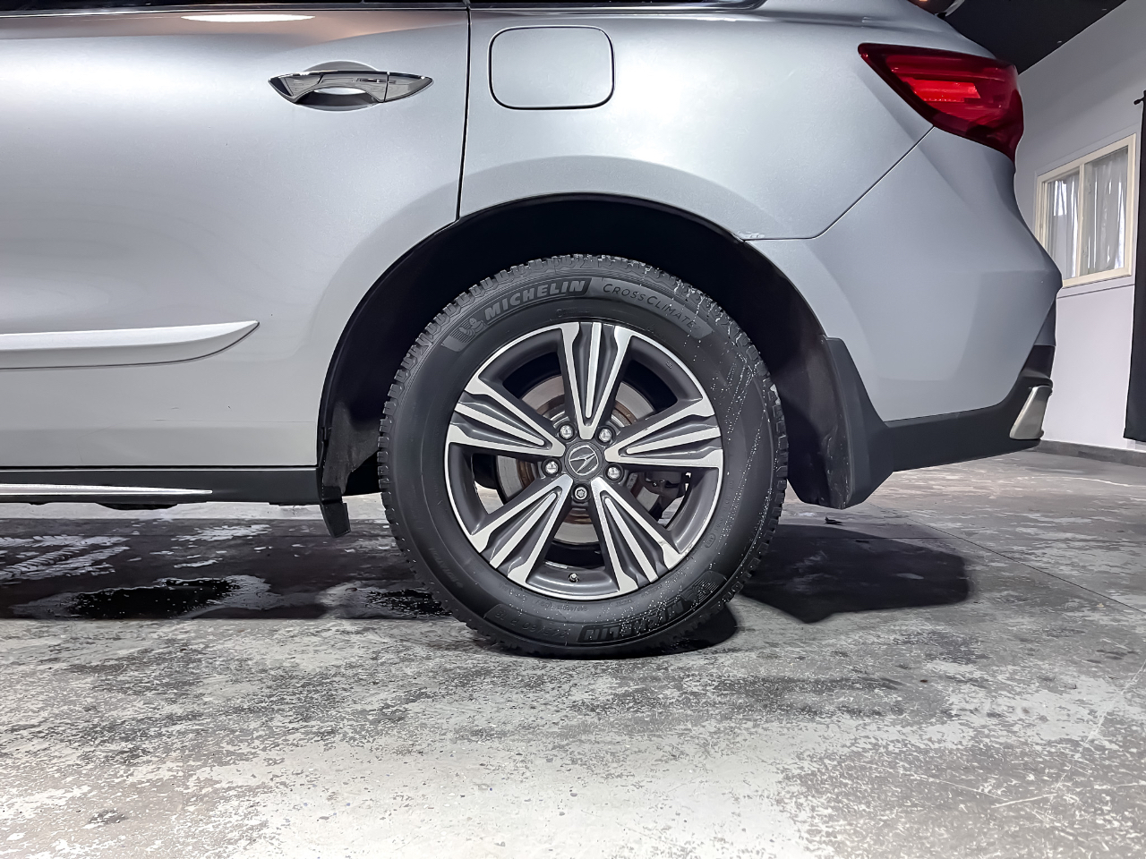 Acura MDX SH-AWD 2018