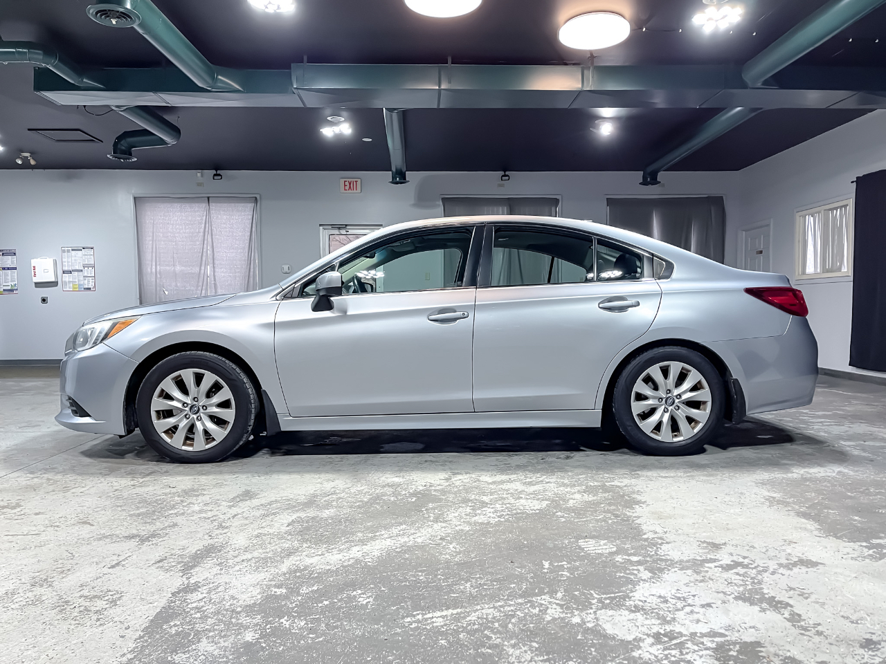 Subaru Legacy 4dr Sdn 2.5i Premium PZEV 2016