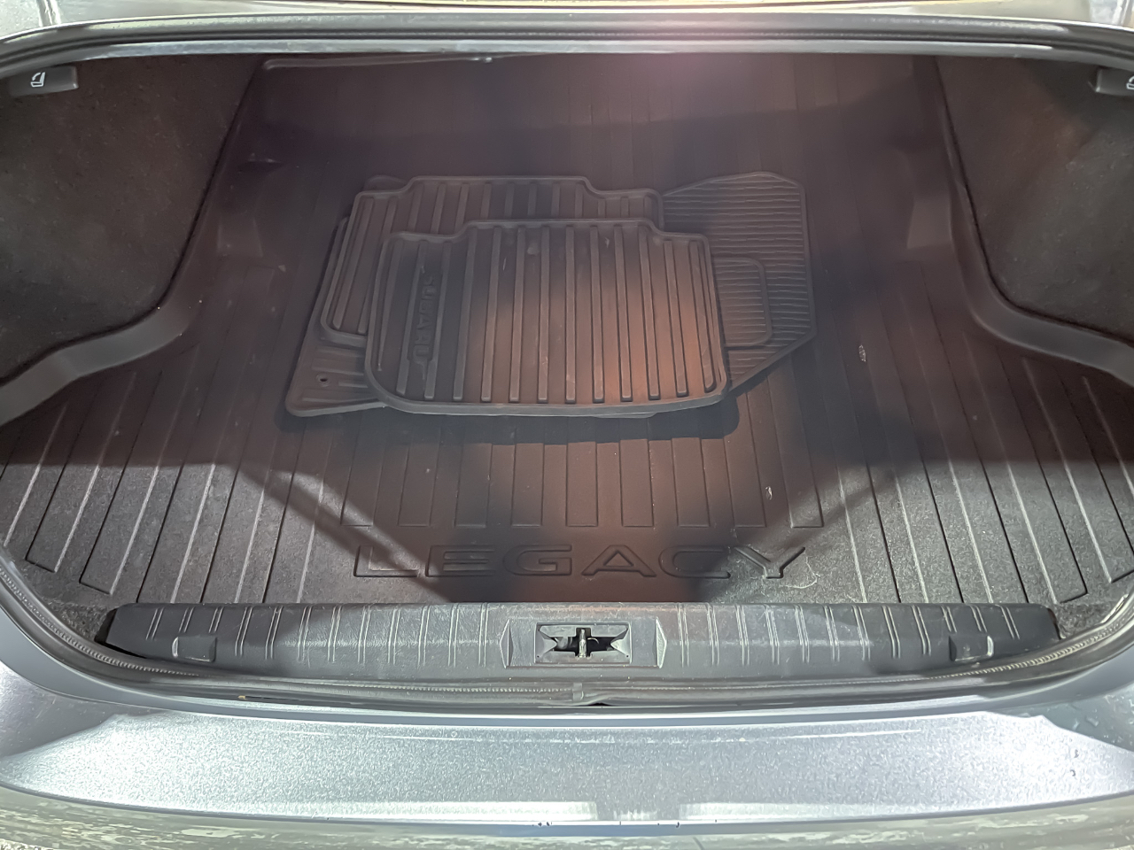 Subaru Legacy 4dr Sdn 2.5i Premium PZEV 2016