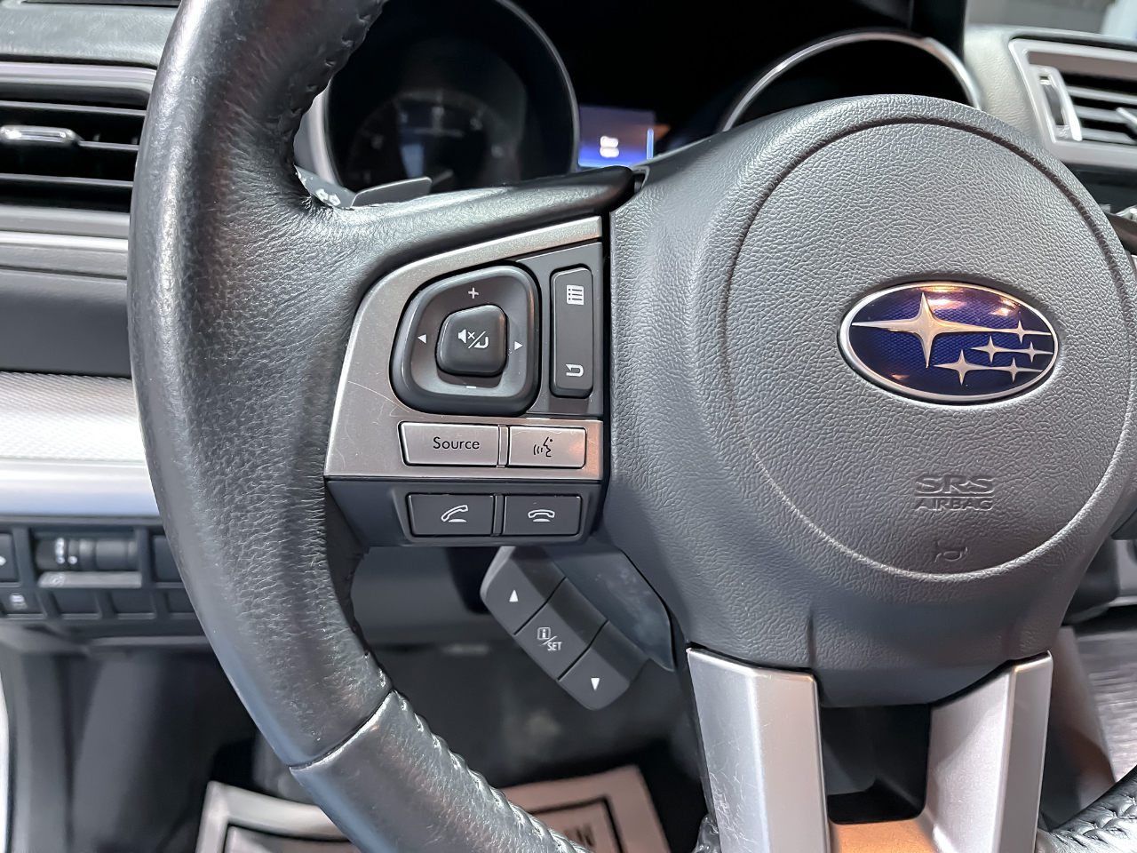 Subaru Legacy 4dr Sdn 2.5i Premium PZEV 2016