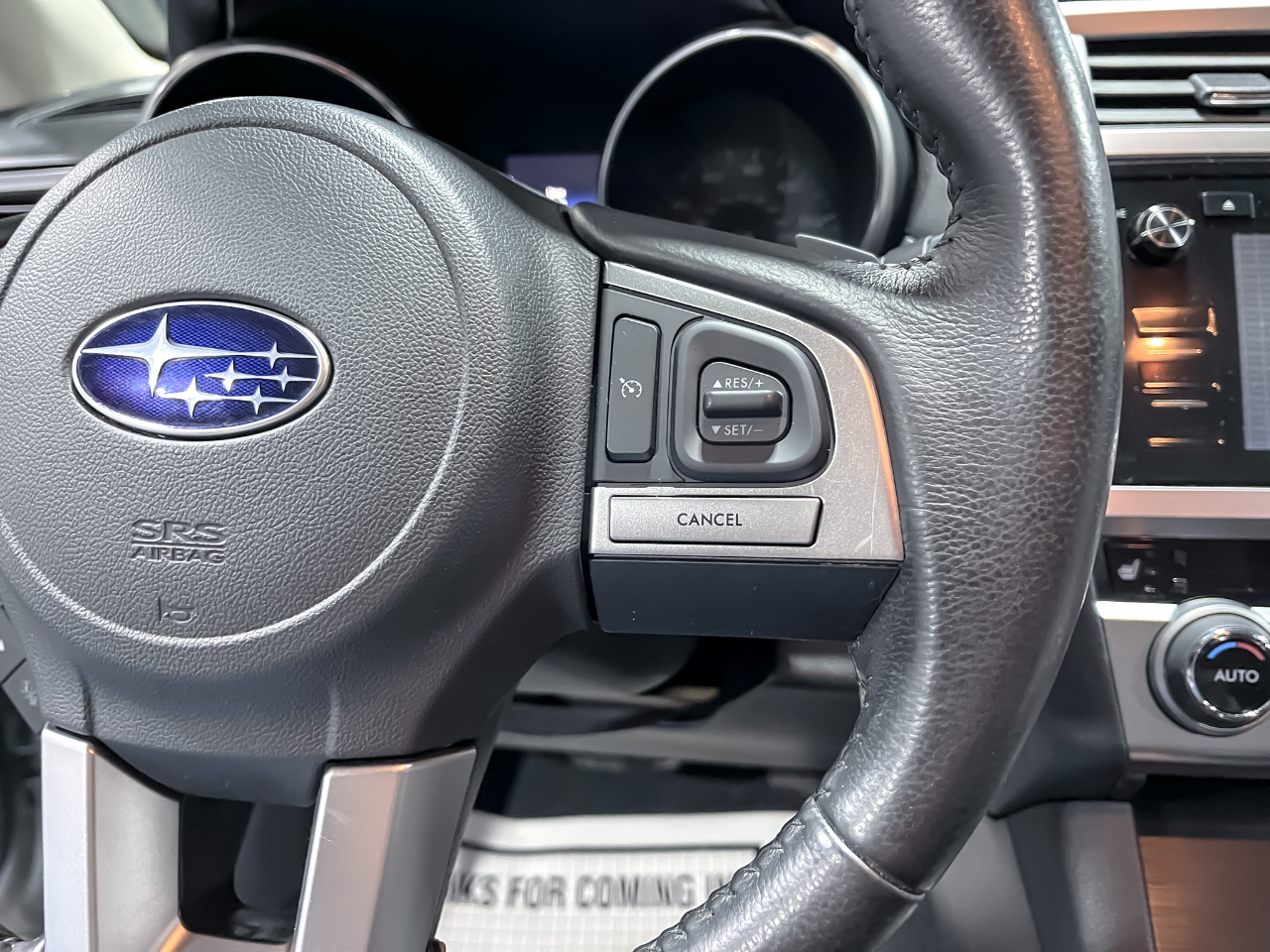 Subaru Legacy 4dr Sdn 2.5i Premium PZEV 2016