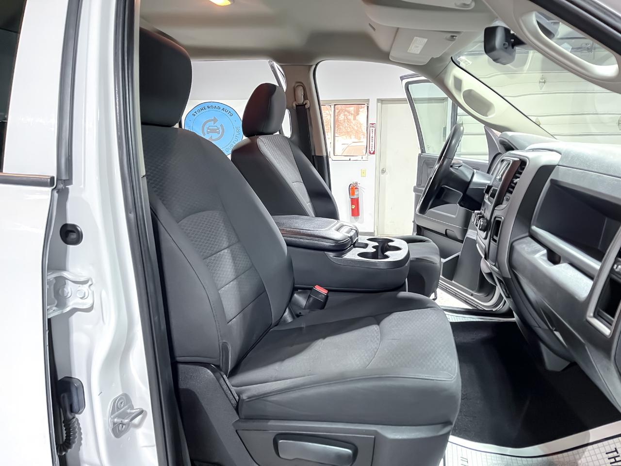 RAM 1500 Classic Express 4x4 Quad Cab 6'4" Box 2019