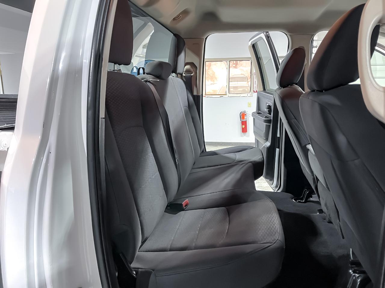 RAM 1500 Classic Express 4x4 Quad Cab 6'4" Box 2019