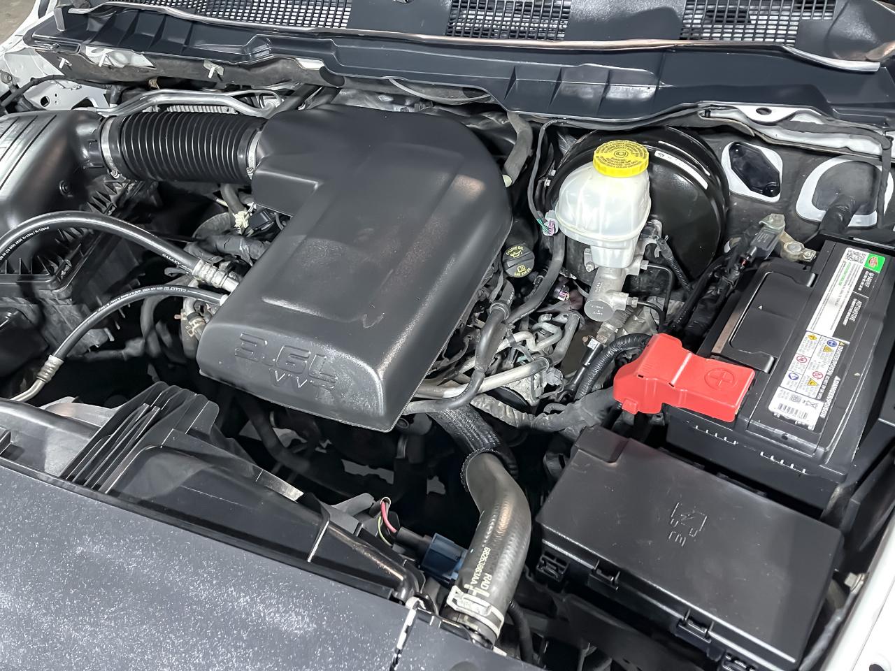 RAM 1500 Classic Express 4x4 Quad Cab 6'4" Box 2019