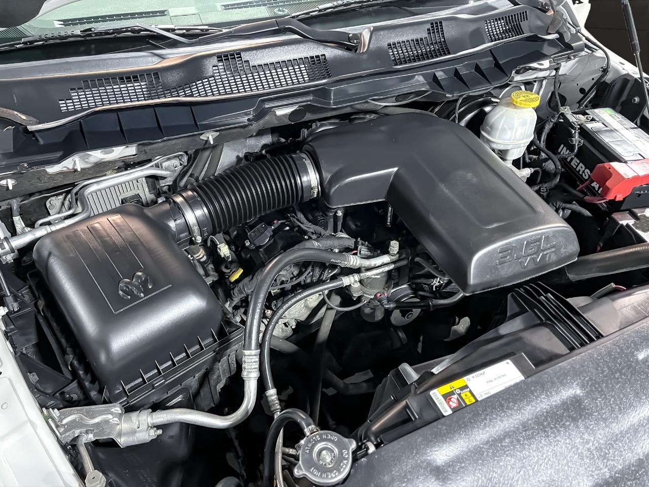 RAM 1500 Classic Express 4x4 Quad Cab 6'4" Box 2019