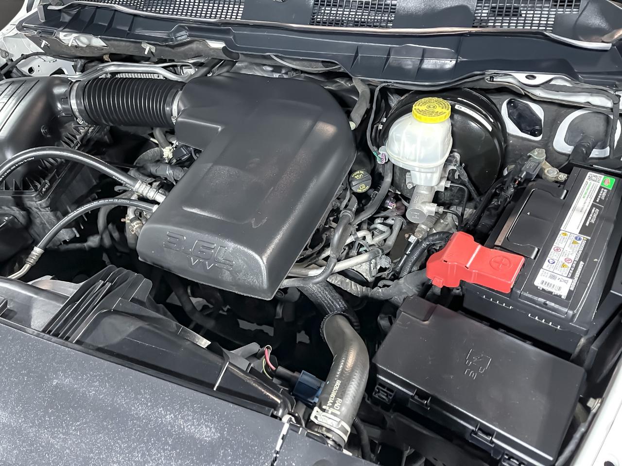 RAM 1500 Classic Express 4x4 Quad Cab 6'4" Box 2019