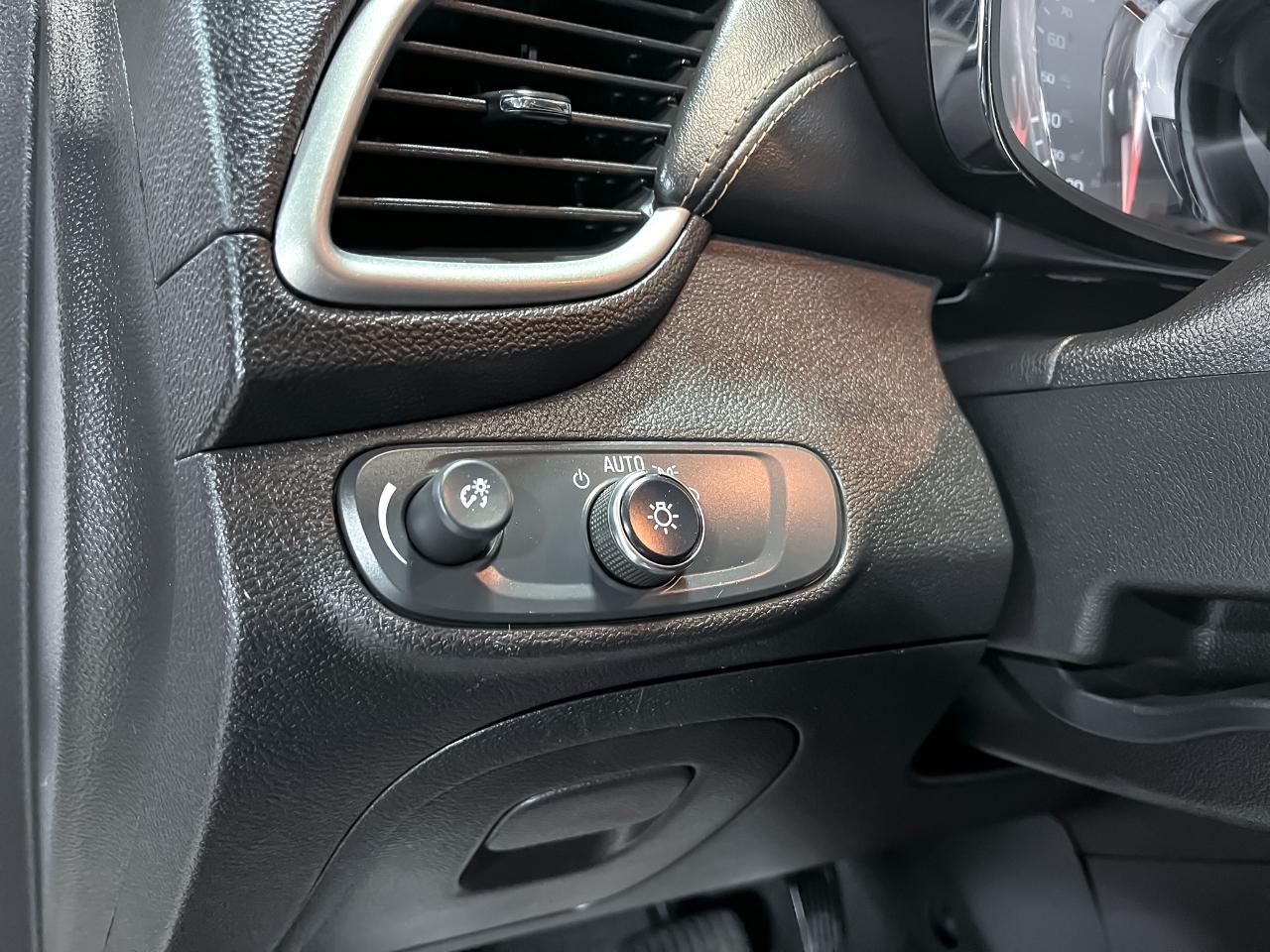 Chevrolet Trax FWD 4dr LS 2020