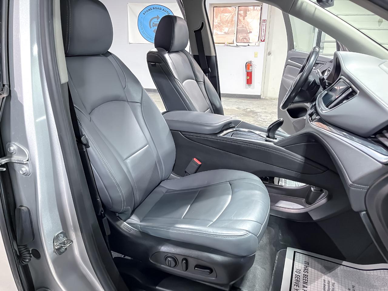 Buick Enclave FWD 4dr Essence 2020