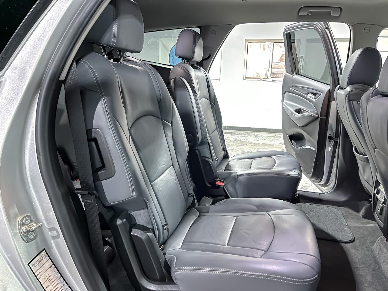 Buick Enclave FWD 4dr Essence 2020