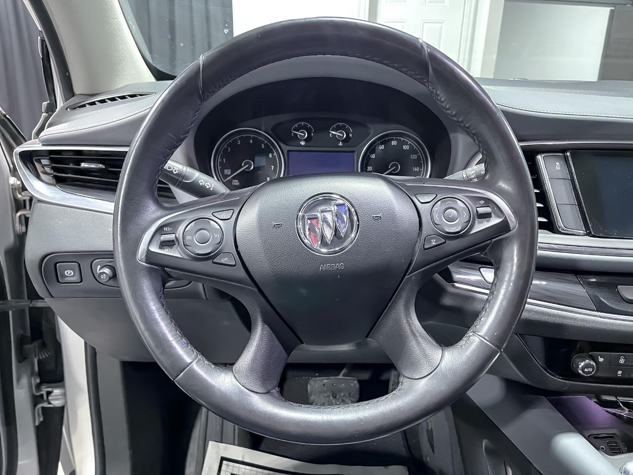 Buick Enclave FWD 4dr Essence 2020