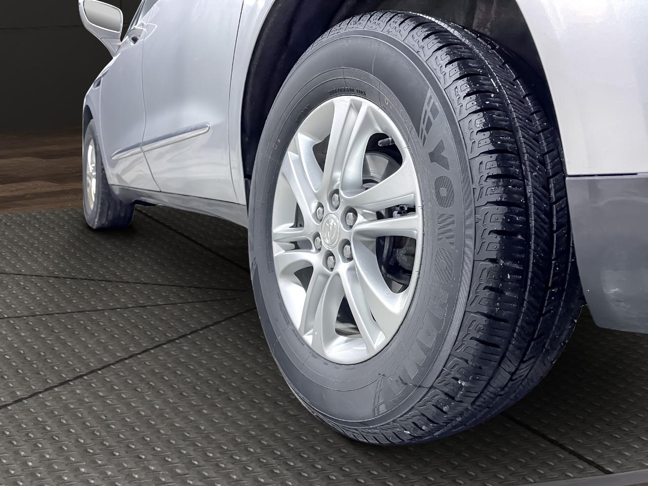 Buick Enclave FWD 4dr Essence 2020