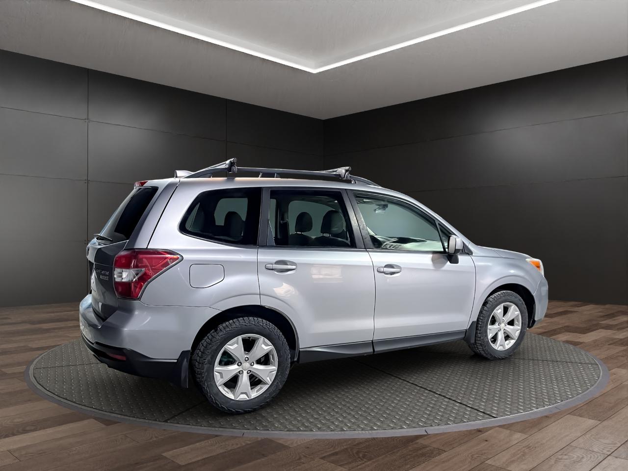 Subaru Forester 4dr Man 2.5i Premium PZEV 2016