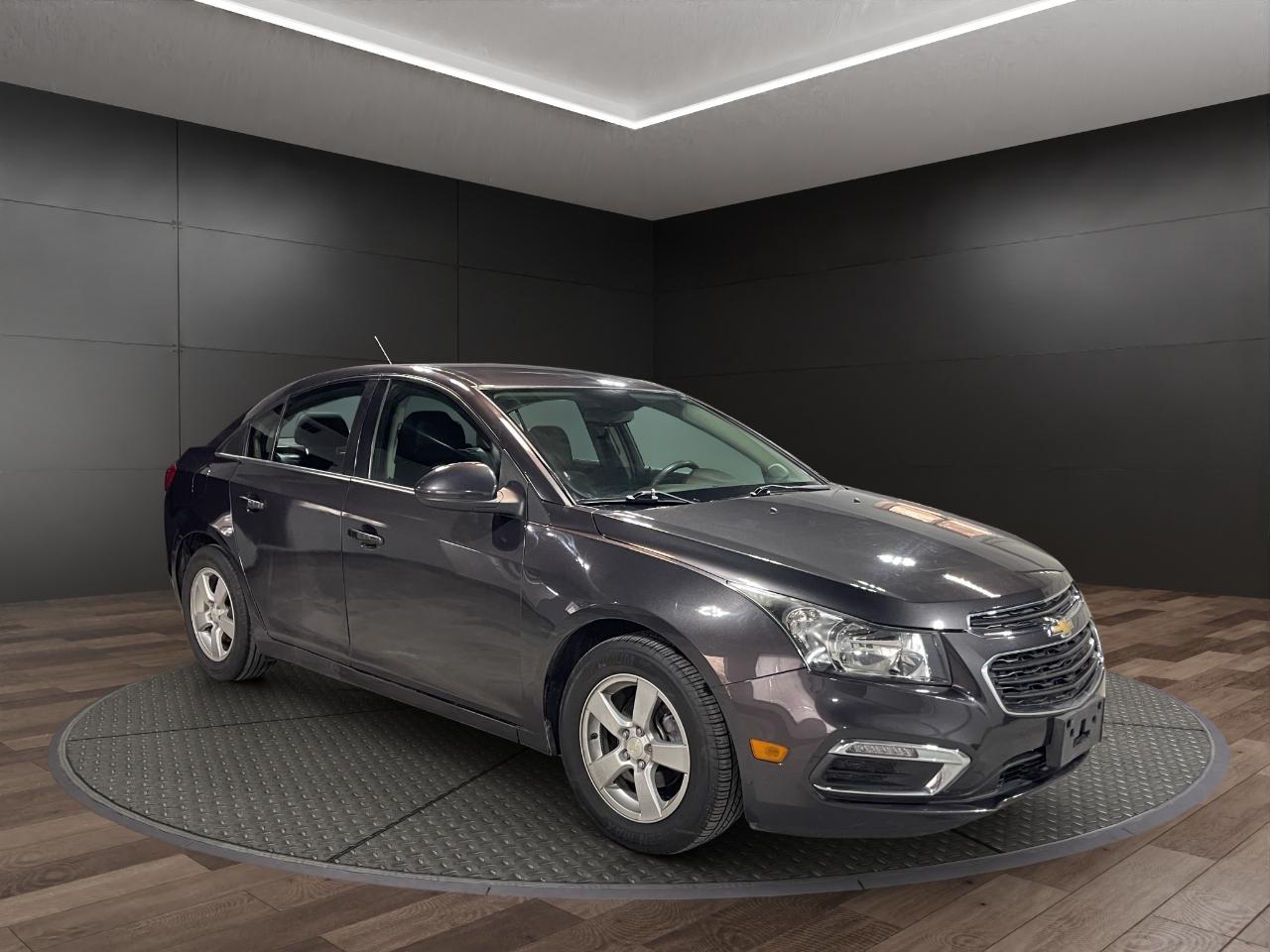 Chevrolet Cruze Limited 4dr Sdn Auto LT w/1LT 2016