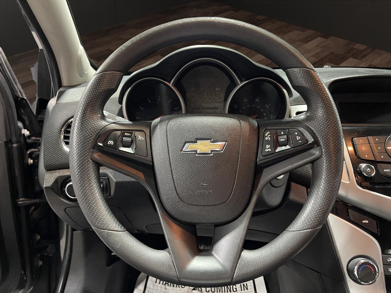 Chevrolet Cruze Limited 4dr Sdn Auto LT w/1LT 2016