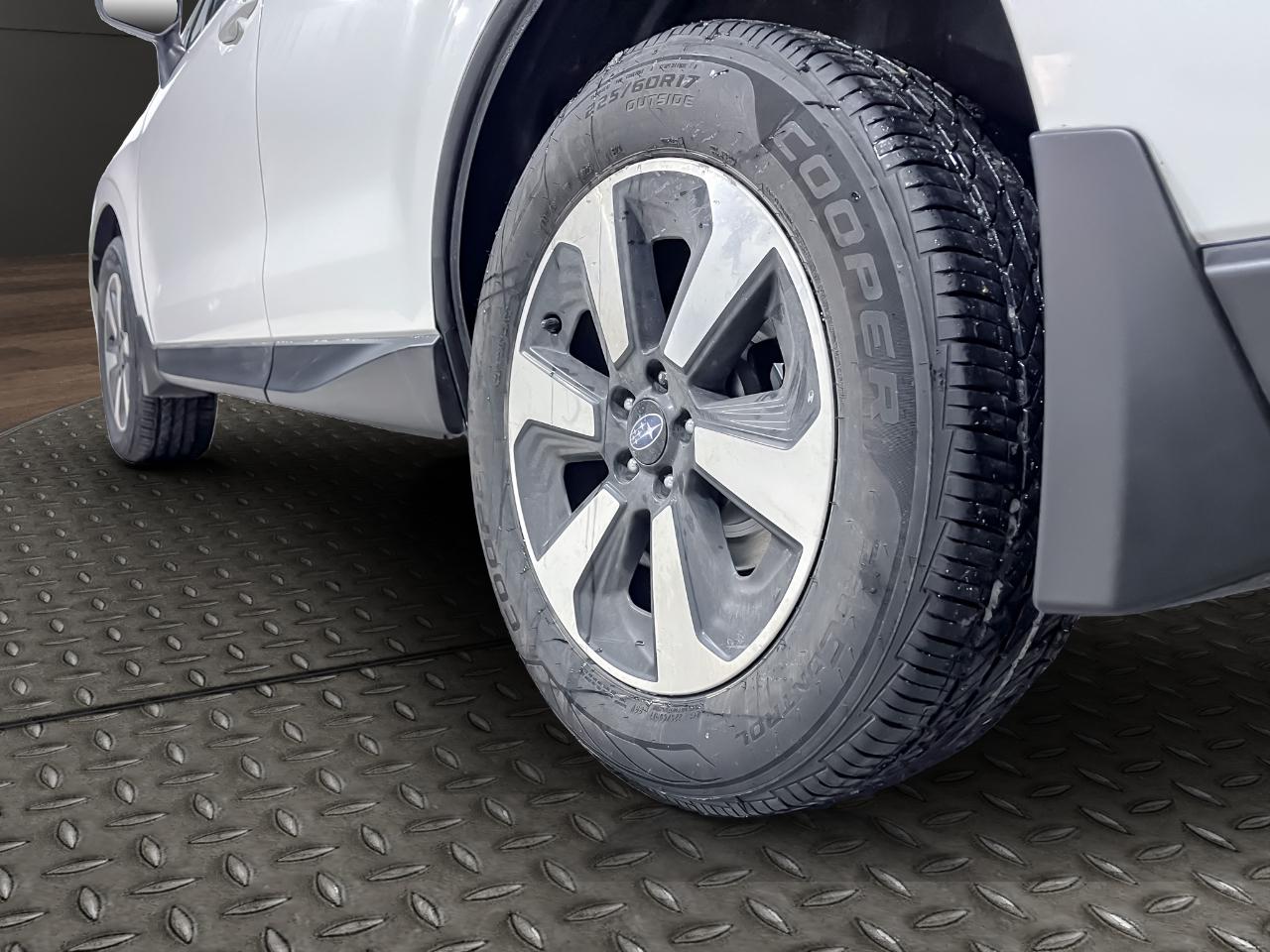 Subaru Forester 2.5i Premium CVT 2017