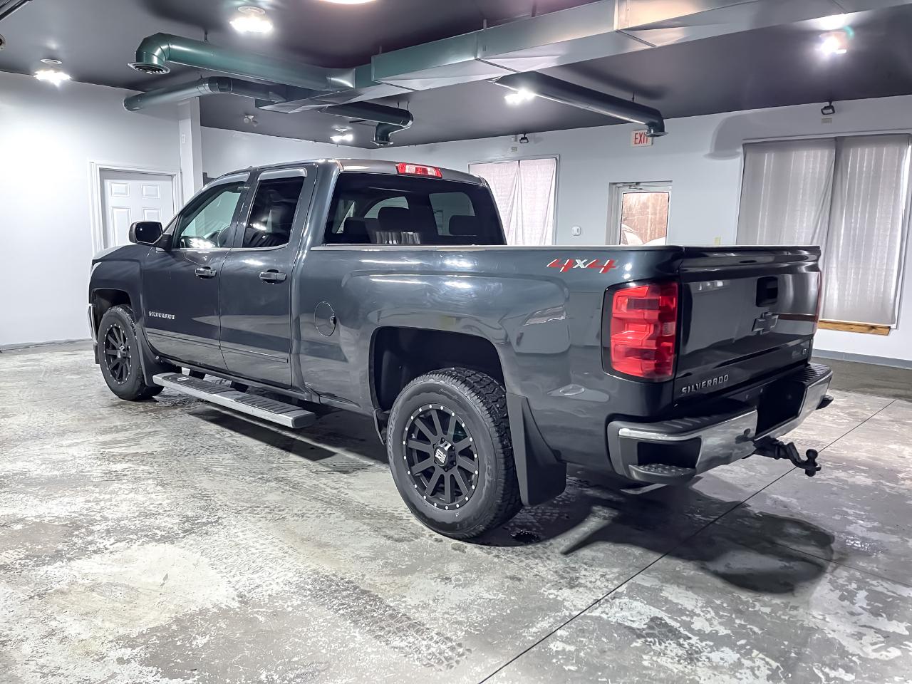 Chevrolet Silverado 1500 4WD Double Cab 143.5" LT w/1LT 2018