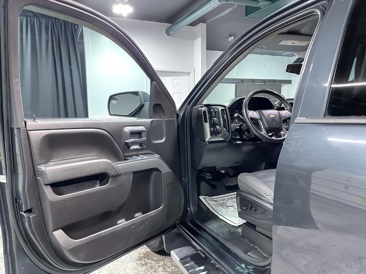 Chevrolet Silverado 1500 4WD Double Cab 143.5" LT w/1LT 2018