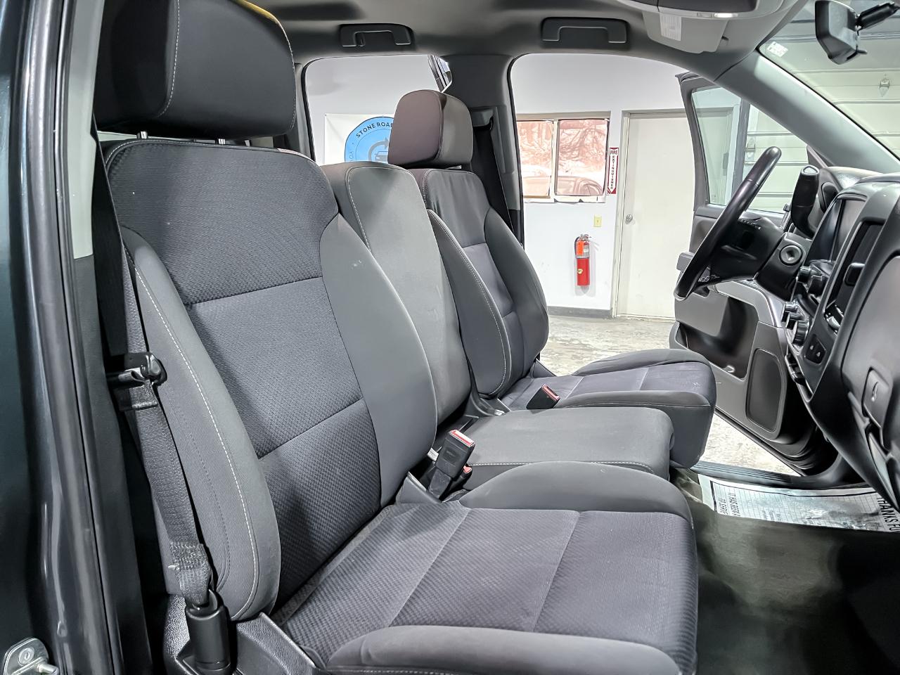 Chevrolet Silverado 1500 4WD Double Cab 143.5" LT w/1LT 2018