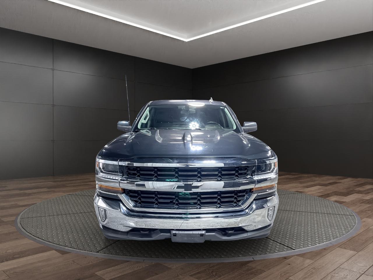 Chevrolet Silverado 1500 4WD Double Cab 143.5" LT w/1LT 2018