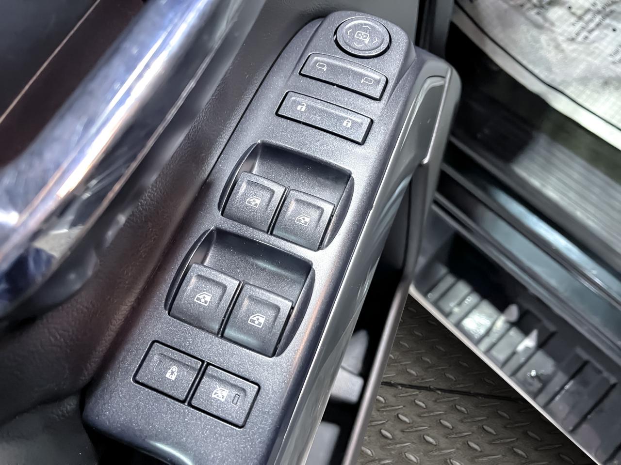 Chevrolet Silverado 1500 4WD Double Cab 143.5" LT w/1LT 2018