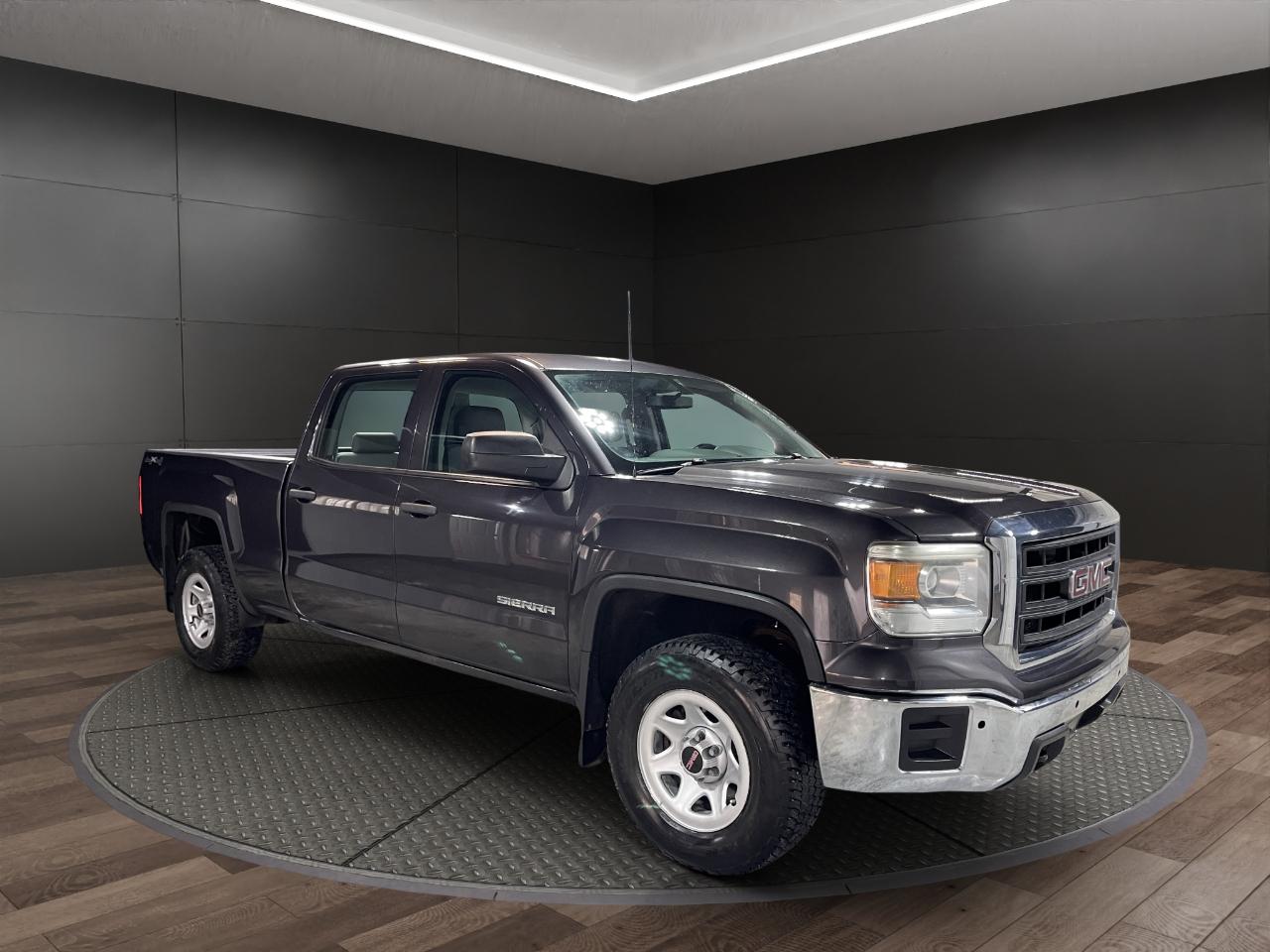 GMC Sierra 1500 4WD Crew Cab 153.0" 2014