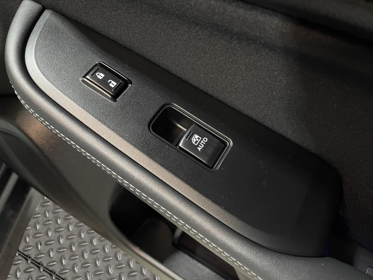 Subaru Legacy 4dr Sdn 2.5i Premium PZEV 2016