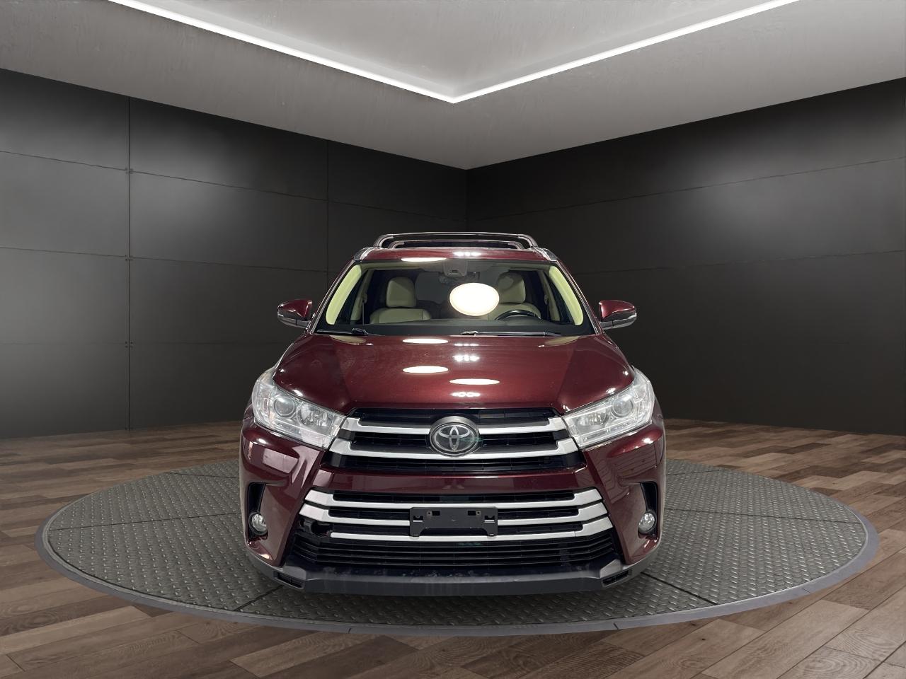 Toyota Highlander XLE V6 AWD (Natl) 2017