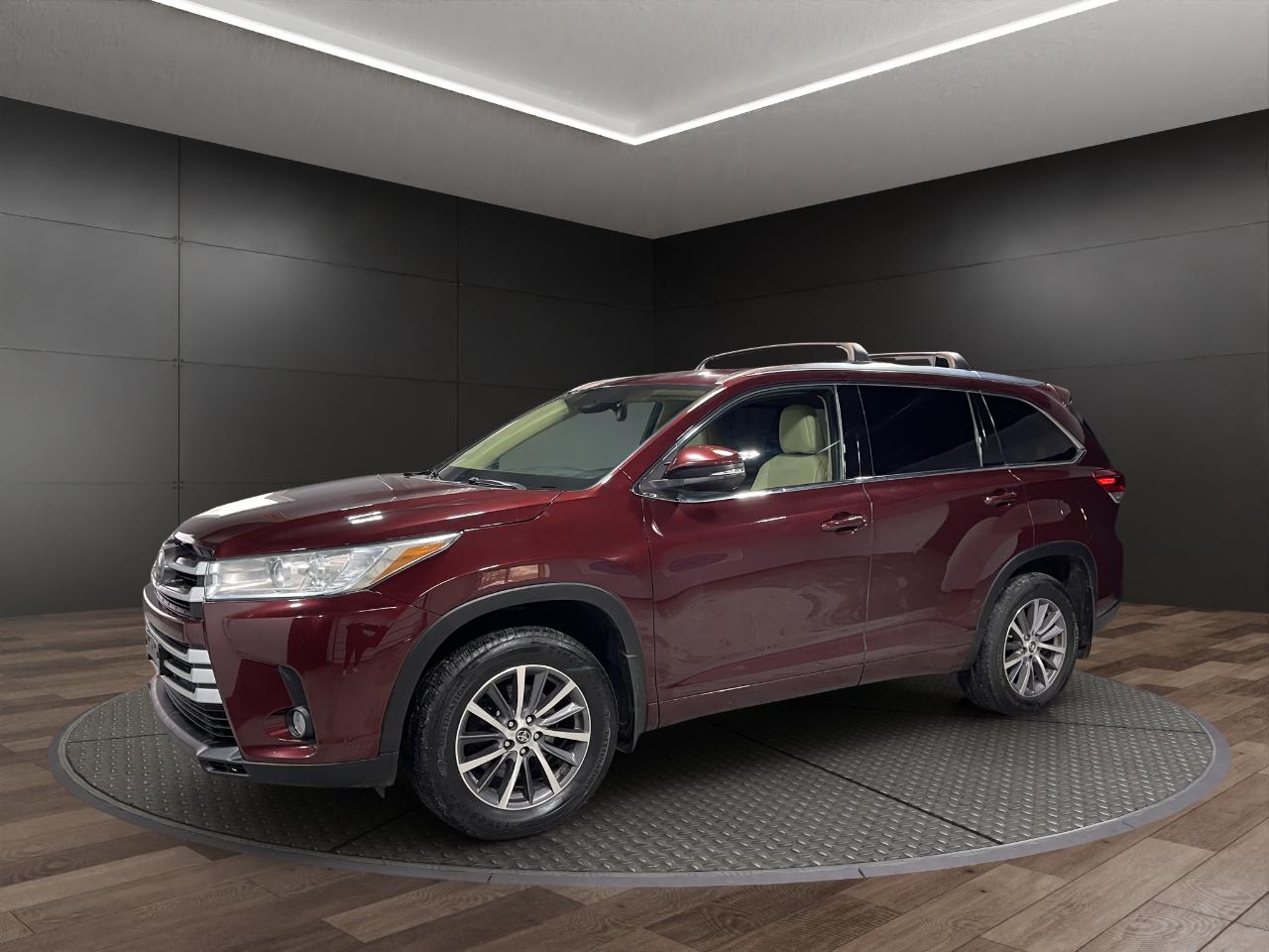 Toyota Highlander XLE V6 AWD (Natl) 2017