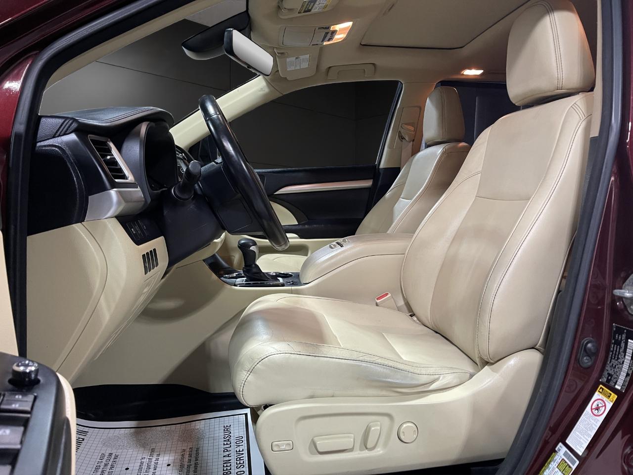 Toyota Highlander XLE V6 AWD (Natl) 2017