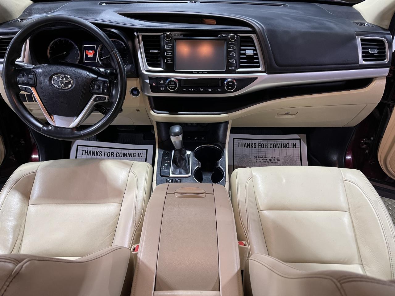 Toyota Highlander XLE V6 AWD (Natl) 2017