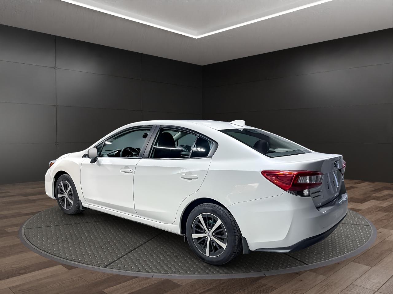 Subaru Impreza 2.0i Premium 4-door CVT 2019