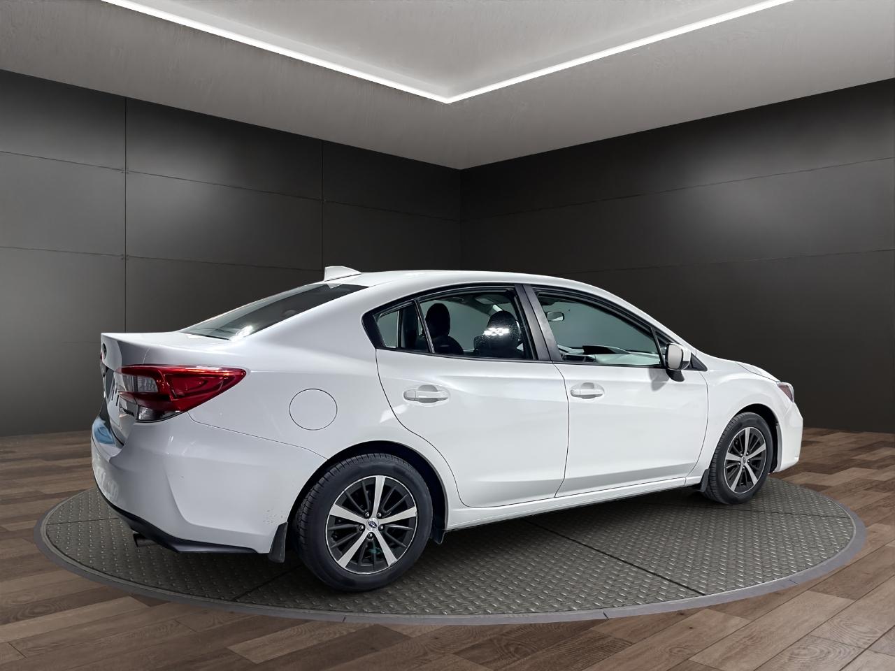 Subaru Impreza 2.0i Premium 4-door CVT 2019