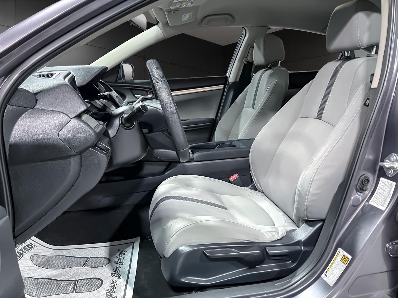 Honda Civic Sedan LX CVT 2017