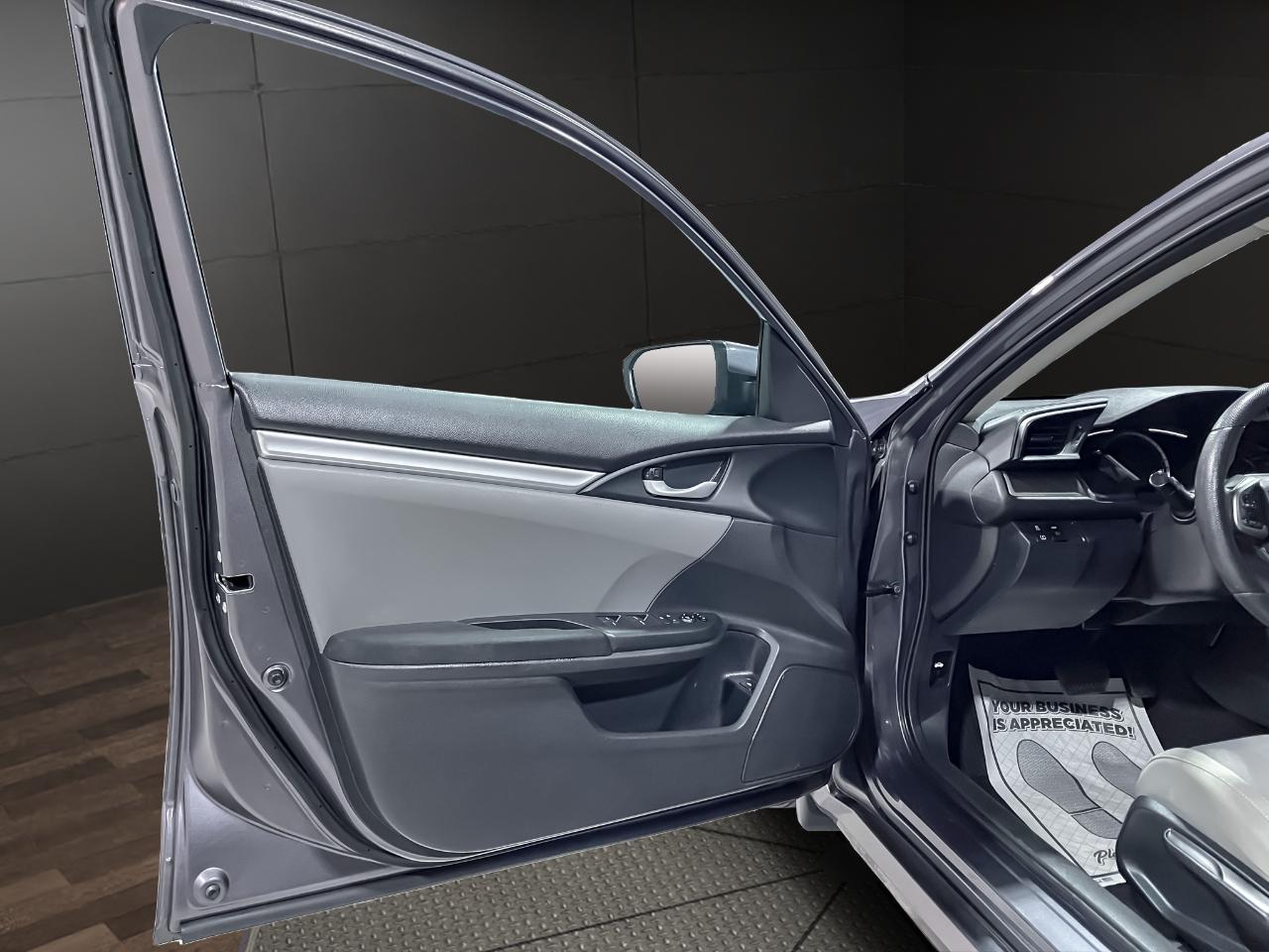 Honda Civic Sedan LX CVT 2017