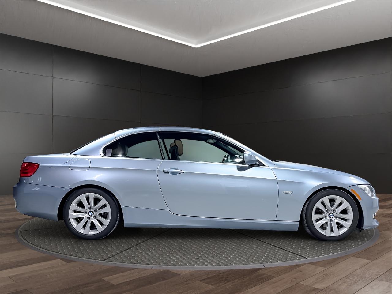 BMW 3 Series 2dr Conv 328i SULEV 2013