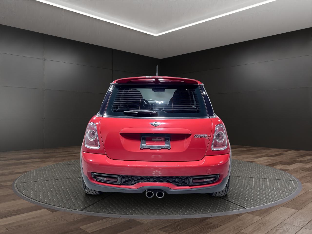 MINI Cooper Hardtop 2dr Cpe S 2012