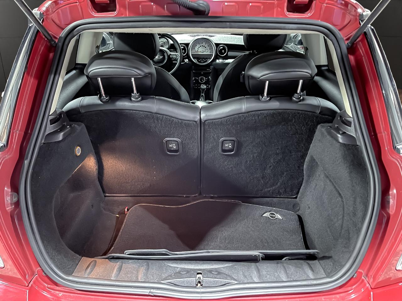 MINI Cooper Hardtop 2dr Cpe S 2012