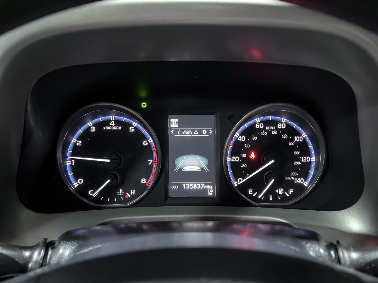 Toyota RAV4 LE AWD (Natl) 2017