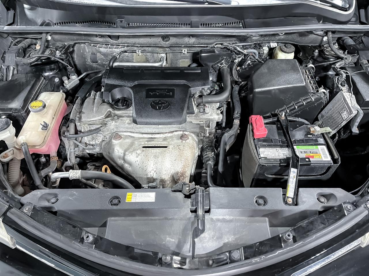 Toyota RAV4 LE AWD (Natl) 2017