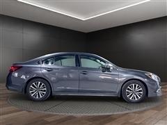 2018 Subaru Legacy 