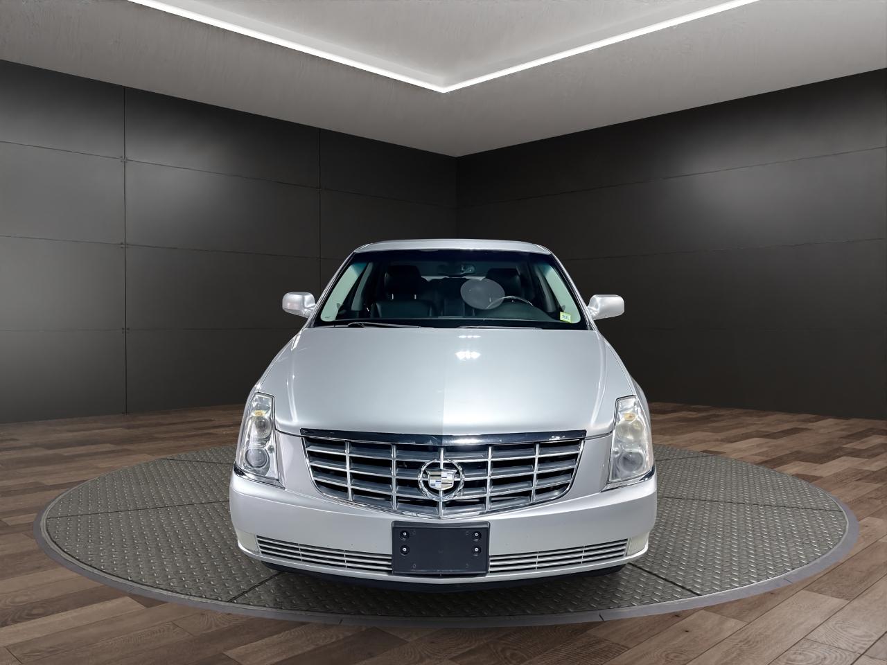 Cadillac DTS 4dr Sdn w/1SA 2008