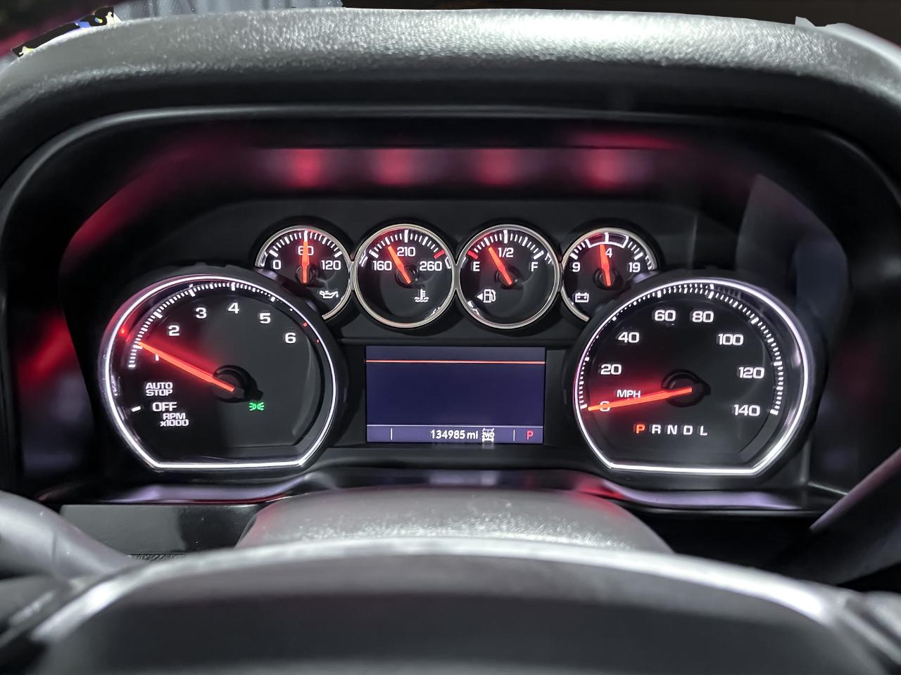 Chevrolet Silverado 1500 4WD Crew Cab 147" RST 2020