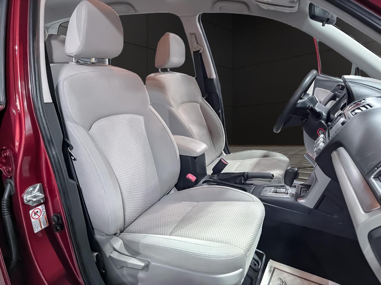 Subaru Forester 4dr CVT 2.5i PZEV 2016