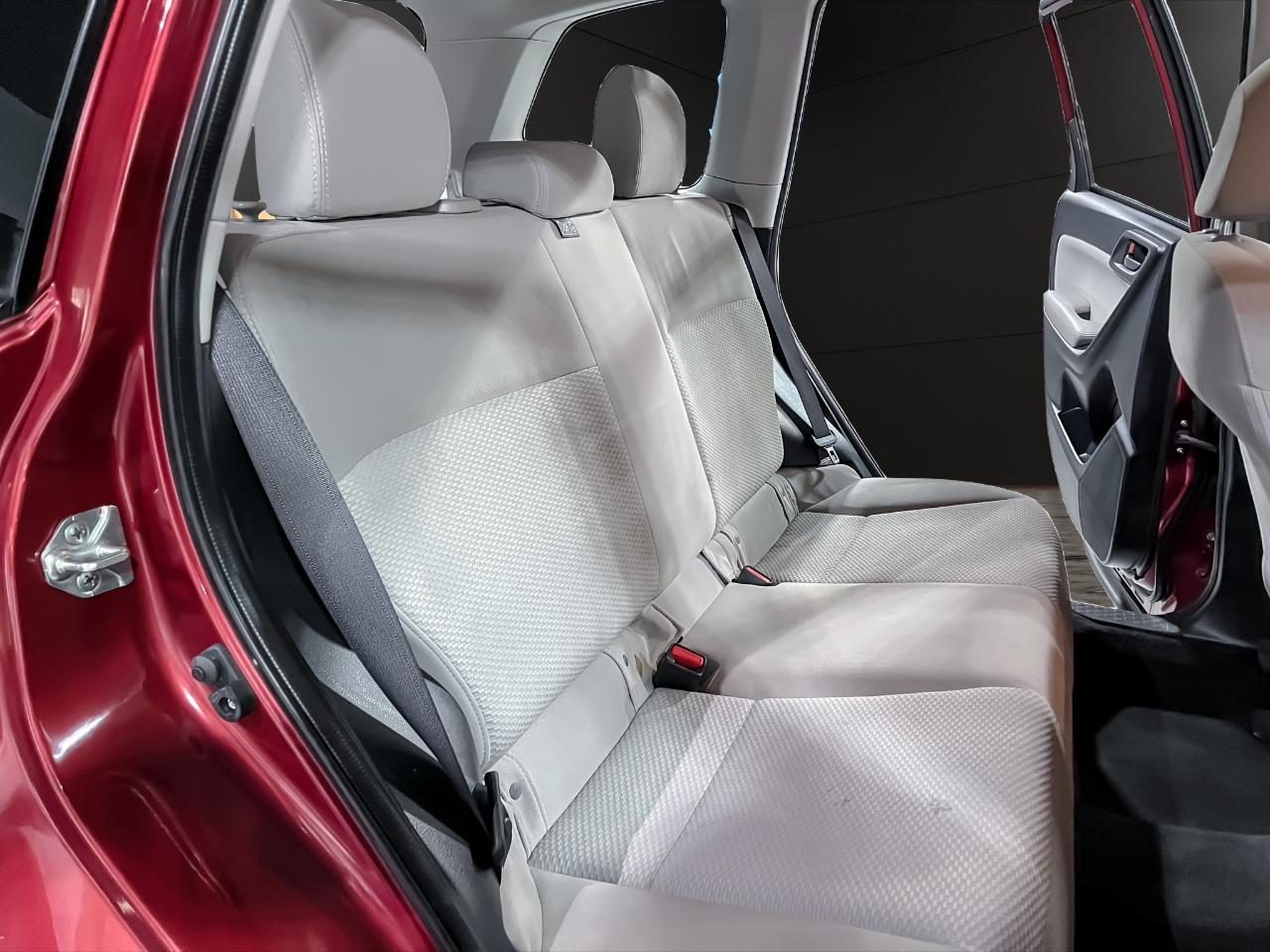 Subaru Forester 4dr CVT 2.5i PZEV 2016