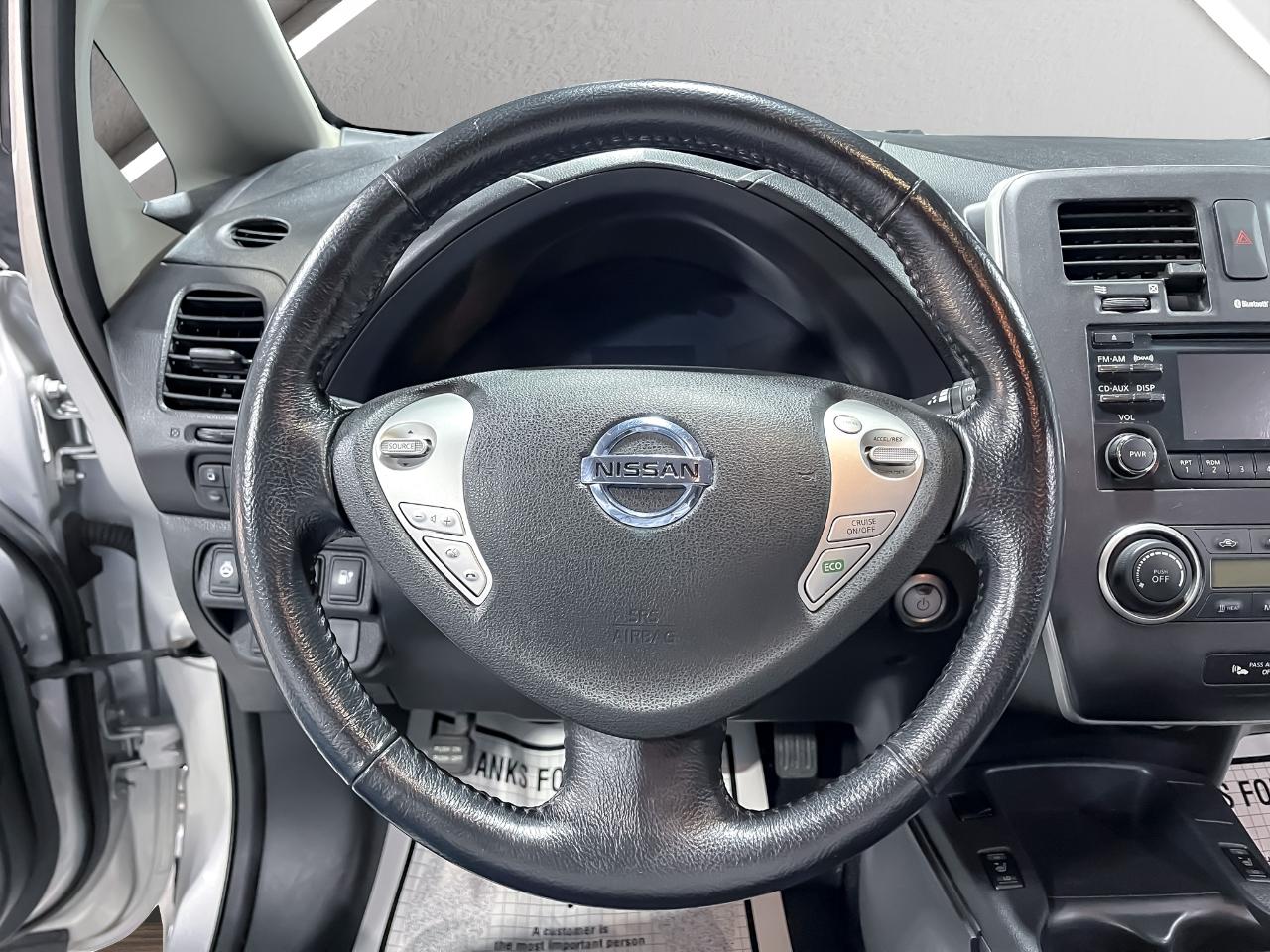 Nissan Leaf 4dr HB S 2015